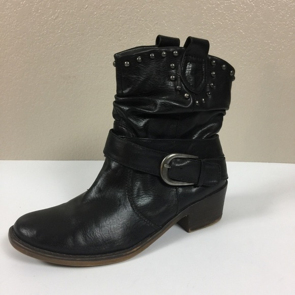 Bare Traps Black Vegan Leather Western Ankle Boots - Picture 7 of 7